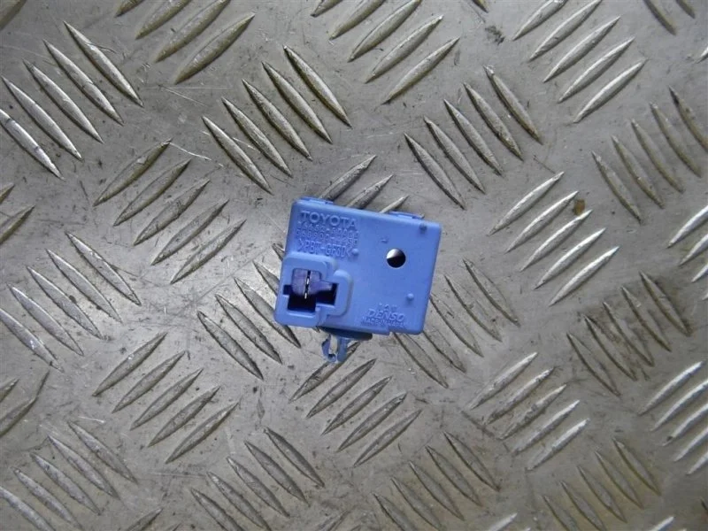 Реле Lexus Lx 570 (2007-2022) 2009 8665250010 5.7 I 3URFE