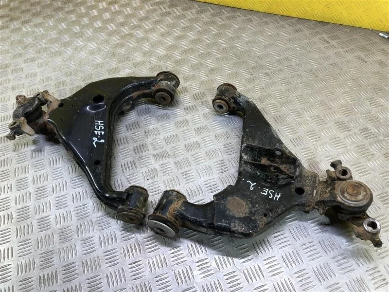 Рычаг передний левый Toyota Hilux (2015-2021) 2021 480690K090 2.4 D 2GDFTV