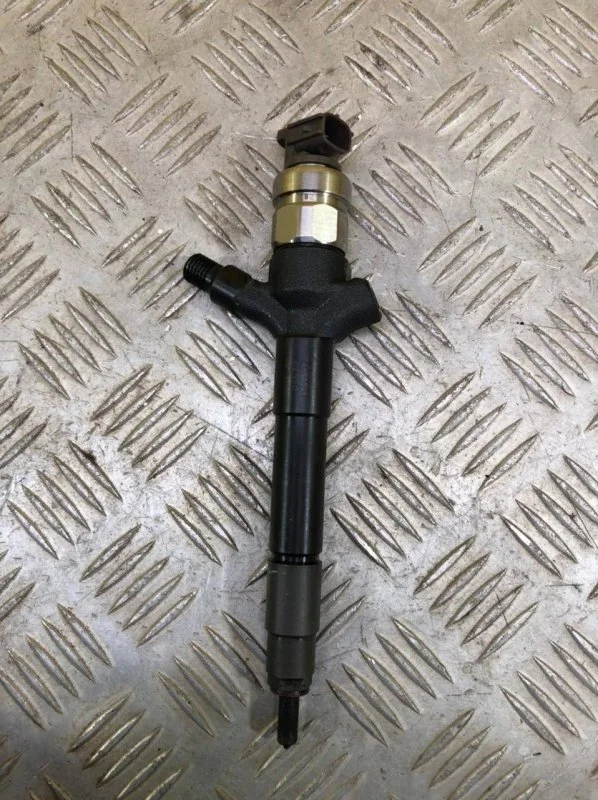 Форсунка Mitsubishi L200 (2006-2015) 2008 1465A041 ПИКАП 2.5 D 4D56