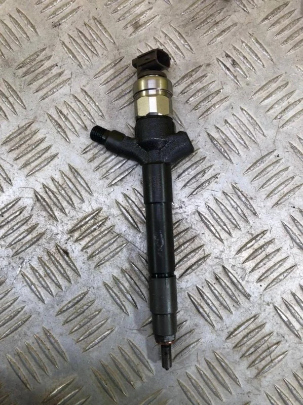 Форсунка Mitsubishi L200 (2006-2015) 2008 1465A041 ПИКАП 2.5 D 4D56