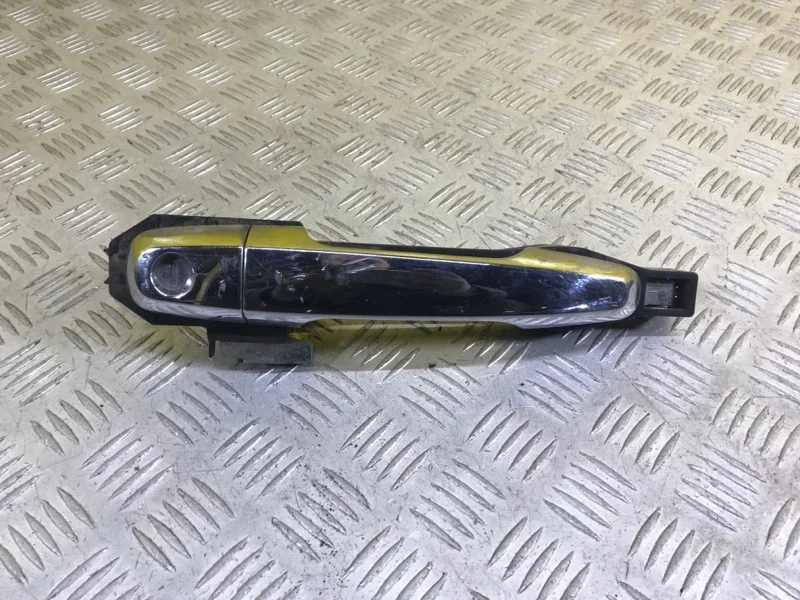 Ручка двери наружная передняя левая Mitsubishi L200 (2006-2015) 2007 5716A032 ПИКАП 2.5 D 4D56