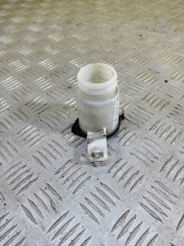 Горловина бачка омывателя Toyota Land Cruiser Prado 150 (2009-2023) 2014 1743031870 3.0 D 1KDFTV
