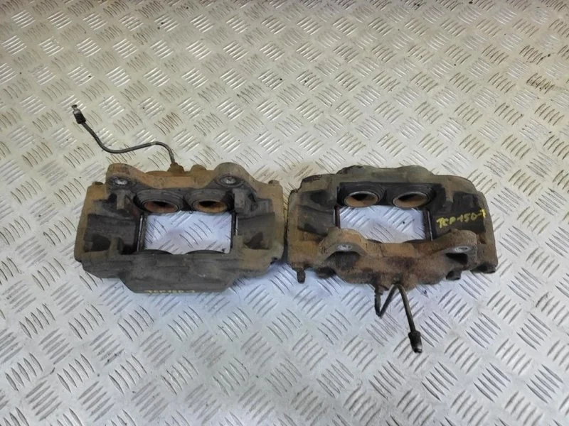 Суппорт передний правый Toyota Land Cruiser Prado 150 (2009-2023) 2014 4773060300 3.0 D 1KDFTV