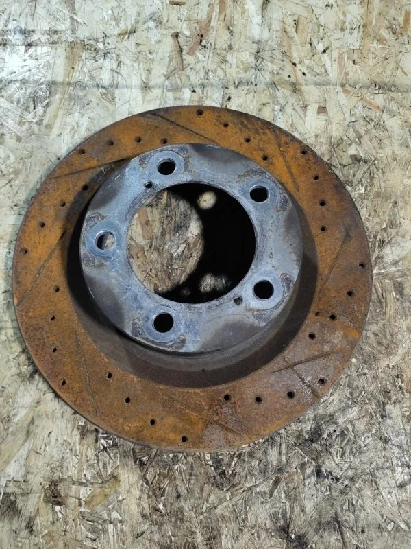 Диск тормозной передний Toyota Tundra Ii (2006-2022) 2008 435120C020 ПИКАП 4.0 I 1GRFE