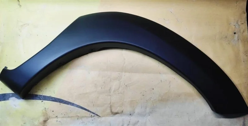 Молдинг крыла переднего правого Toyota Hilux (2005-2015) 2011 538470K910