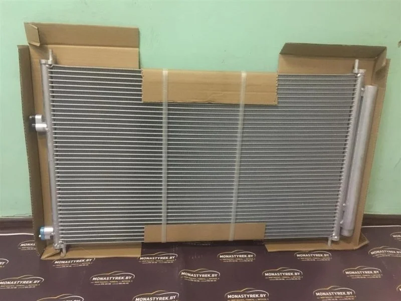 Радиатор кондиционера Toyota Rav 4 (Xa30) (2005-2014) 2009 8846042100