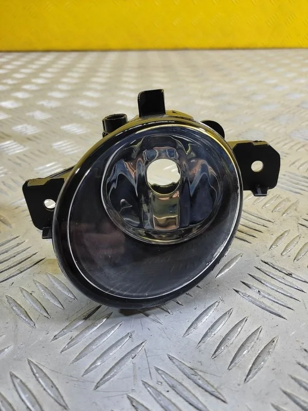 Фара противотуманная правая Nissan Qashqai (J10) 2006-2013 2009 B6A508990A