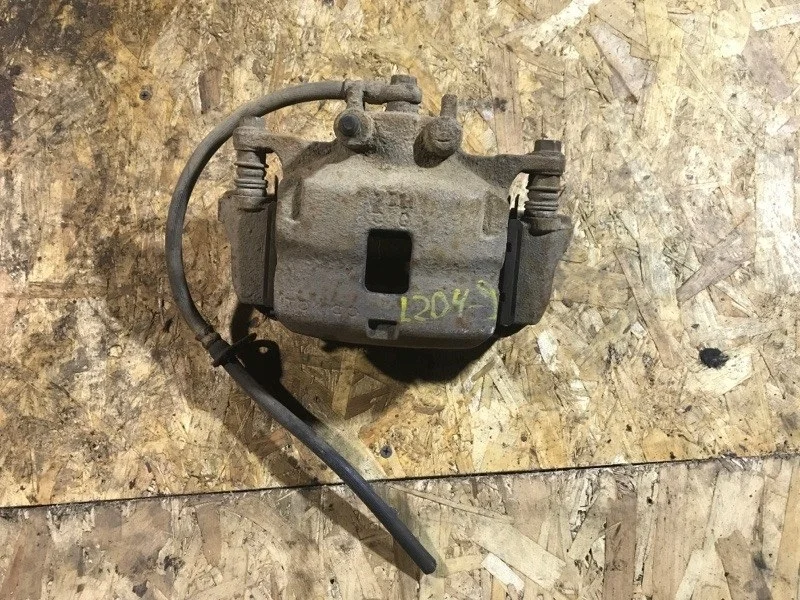 Суппорт передний левый Mitsubishi L200 (2006-2015) 2008 4605A201 ПИКАП 2.5 D 4D56