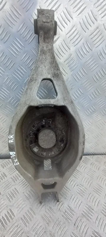 Рычаг задний поперечный Infiniti Ex 30D (2010-2014) 2011 551B01BA0A 3.0 D V9X, правый