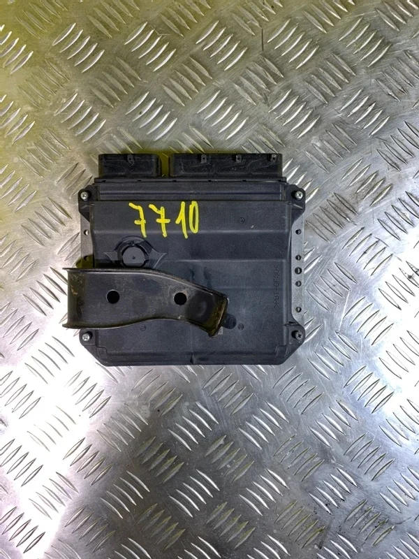 Блок управления двигателем Toyota Rav 4 (Ca40) (2012-2019) 2015 8865042240 2.0 D 1ADFTV