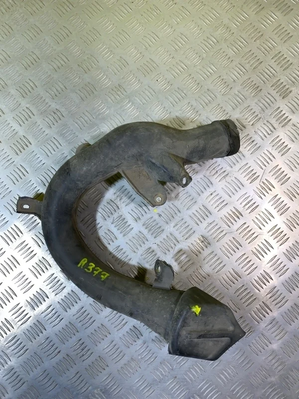 Патрубок воздушного фильтра Toyota Rav 4 (Xa30) (2005-2014) 2006 1775128060 2.2 D 2ADFTV