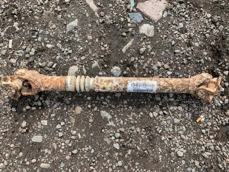 Карданный вал передний Toyota Hilux (2005-2015) 2013 371400K131 3.0 D 1KDFTV