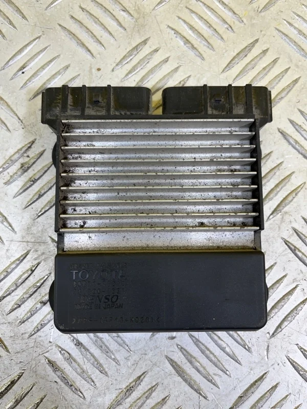 Блок управления форсунками Toyota Rav 4 (Xa30) (2005-2014) 2006 8987171010 2.2 D 2ADFTV