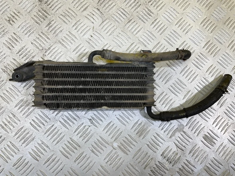 Радиатор масляный Toyota Land Cruiser Prado 120 (2002-2009) 2004 3291060150 4.0 I 1GRFE