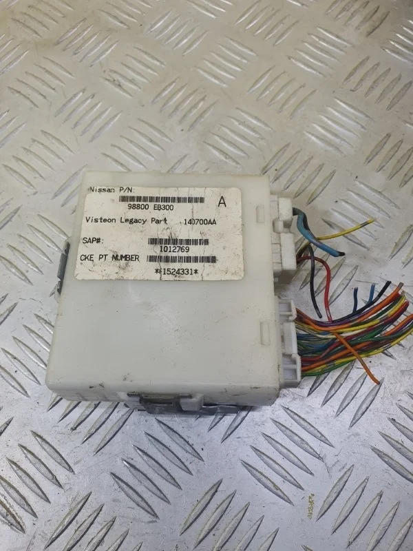 Блок электронный Nissan Pathfinder (R51M) 2004-2013 2006 98800EB300 ВНЕДОРОЖНИК 2.5 D YD25DDTI