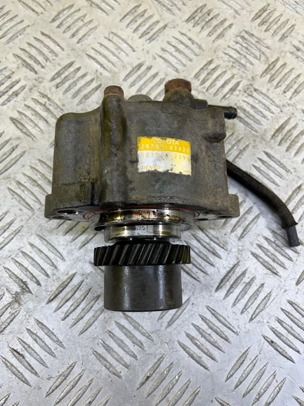 Насос вакуумный Toyota Hilux (2005-2015) 2013 2930067020 3.0 D 1KDFTV