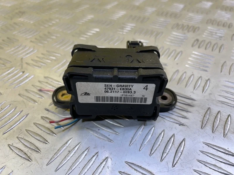 Датчик ускорения Nissan Pathfinder (R51M) 2004-2013 2009 47931EB30A ВНЕДОРОЖНИК 2.5 D YD25DDTI