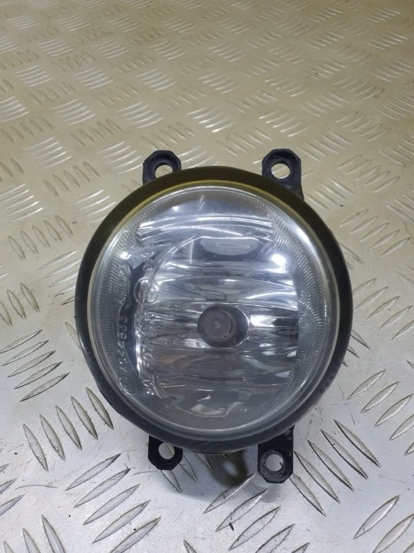 Фара противотуманная правая Toyota Land Cruiser Prado 150 (2009-2023) 2012 812100W050 2.7 I 2TRFE