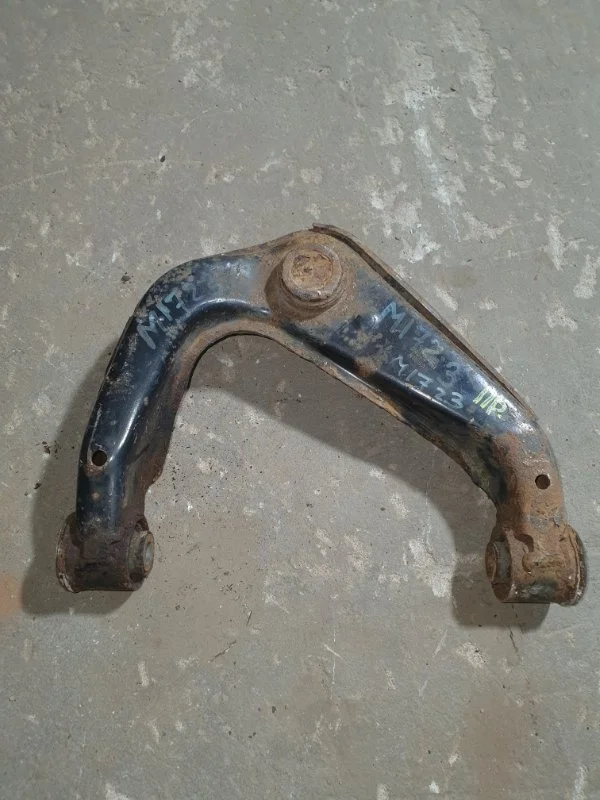 Рычаг передний правый Nissan Pathfinder (R51M) 2004-2013 2009 54524EB30A ВНЕДОРОЖНИК 2.5 D YD25DDTI