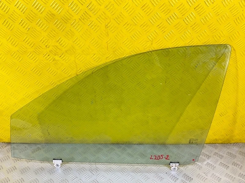 Стекло двери передней левой Mitsubishi L200 (2015-2022) 2020 43R008612 ПИКАП 2.4 D 4N15