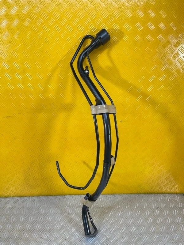 Горловина топливного бака Toyota Rav 4 (Xa30) (2005-2014) 2010 7720142183
