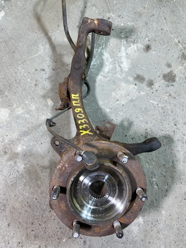 Кулак поворотный правый Toyota Hilux (2005-2015) 2012 432110K030 ПИКАП 2.5 D 2KDFTV