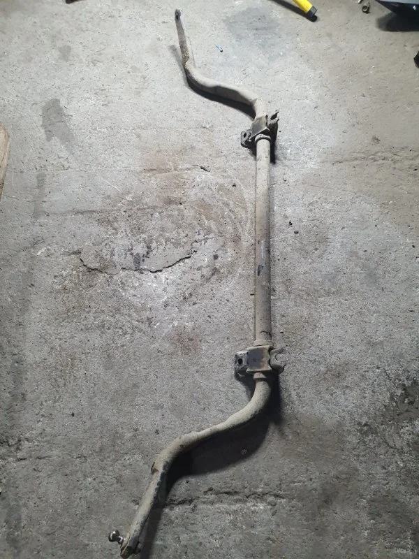 Стабилизатор подвески (поперечной устойчивости) передний Nissan Navara (D40) 2004-2015 2013 54611EB31C ПИКАП 2.5 D YD25DDTI