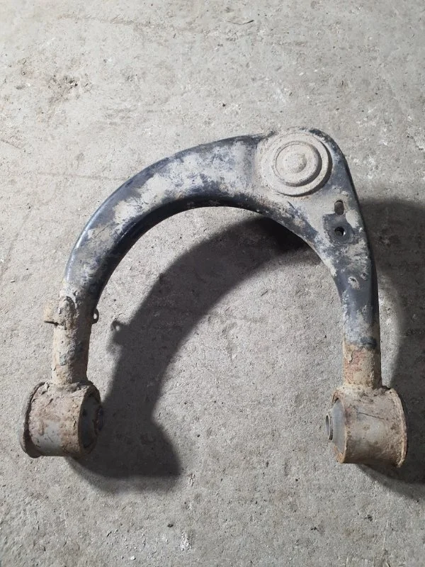 Рычаг передний правый Lexus Lx 570 (2007-2022) 2007 4861060060 5.7 I 3URFE