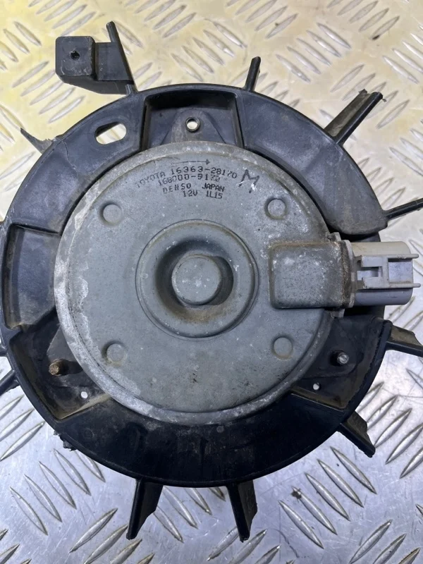 Моторчик вентилятора Toyota Rav 4 (Xa30) (2005-2014) 2009 1636328170 2.4 I 2AZFE