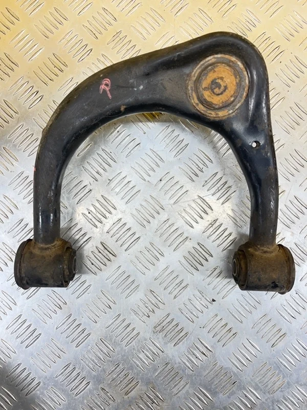 Рычаг передний правый Toyota Land Cruiser Prado 150 (2009-2023) 2016 4861060070 2.8 D 1GDFTV