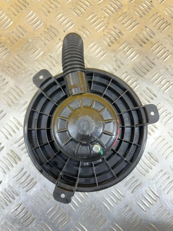 Моторчик печки Mitsubishi L200 (2015-2022) 2019 7802A312 ПИКАП 2.4 D 4N15