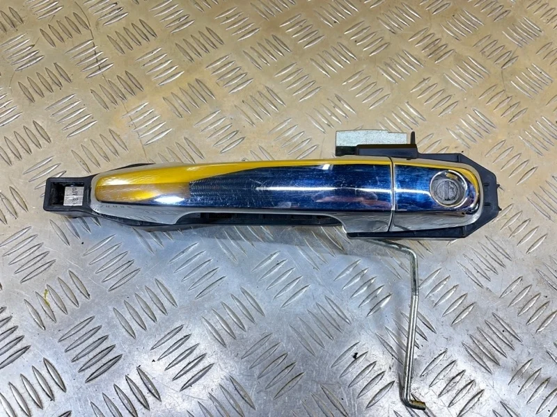 Ручка двери наружная передняя левая Mitsubishi L200 (2006-2015) 2008 5716A032 ПИКАП 2.5 D 4D56