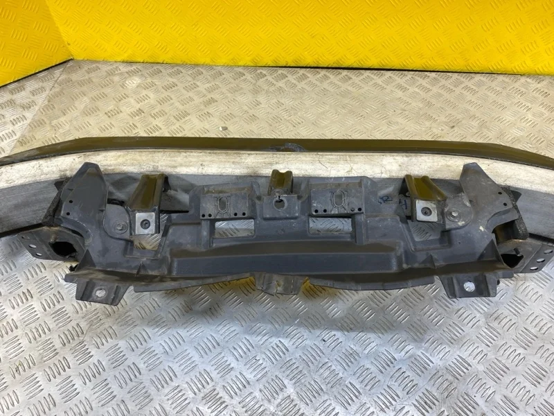 Накладка на бампер Toyota Land Cruiser Prado 150 (2009-2023) 2019 5212960060 2.8 D 1GDFTV