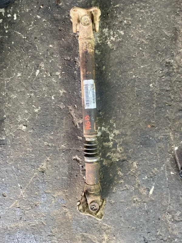 Карданный вал передний Toyota Hilux (2005-2015) 2014 371400K131 3.0 D 1KDFTV