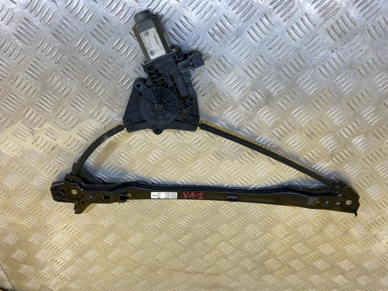 Стеклоподъемник электр. передний левый Volkswagen Amarok (2010-2016) 2010 6R0959801M ПИКАП 2.0 D CDCA