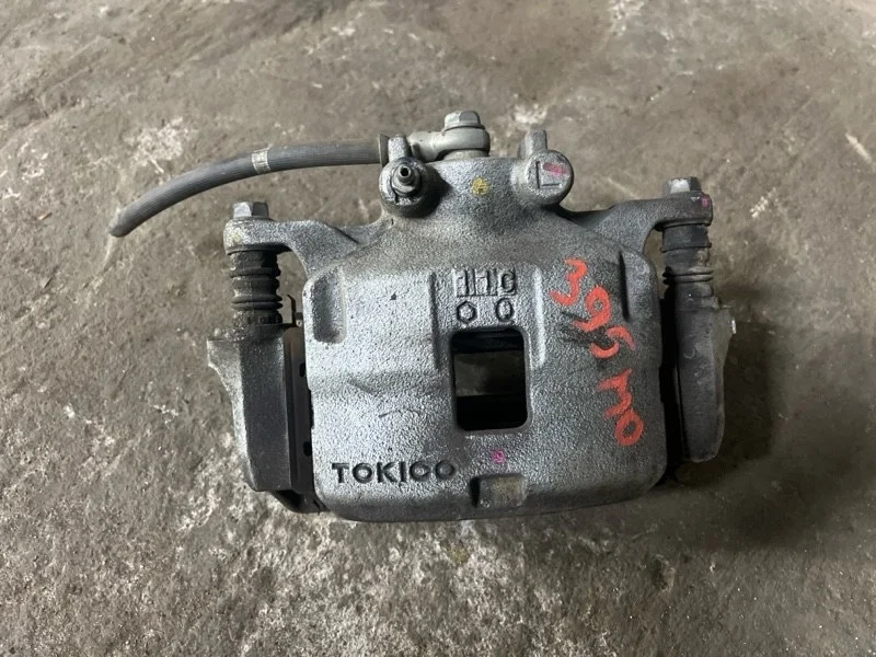 Суппорт передний левый Mitsubishi L200 (2015-2022) 2021 4605A201 ПИКАП 2.4 D 4N15