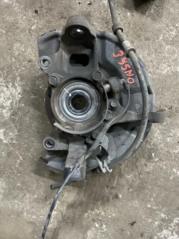 Кулак поворотный правый Mitsubishi L200 (2015-2022) 2021 MR992378 ПИКАП 2.4 D 4N15