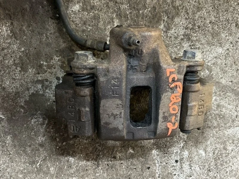 Суппорт задний правый Toyota Land Cruiser Prado 120 (2002-2009) 2004 4773034030 3.0 D 1KDFTV