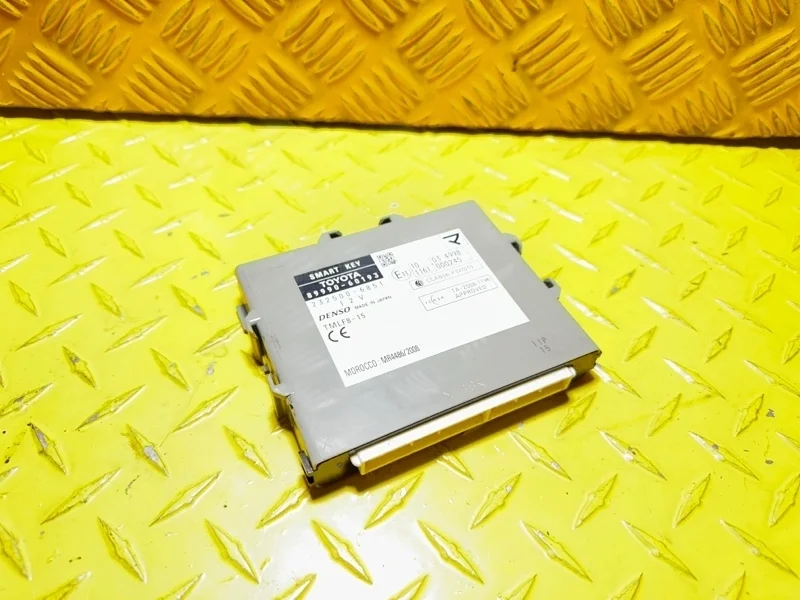 Блок управления центральным замком Toyota Land Cruiser Prado 150 (2009-2023) 2012 8999060193 ВНЕДОРОЖНИК 3.0 D 1KDFTV