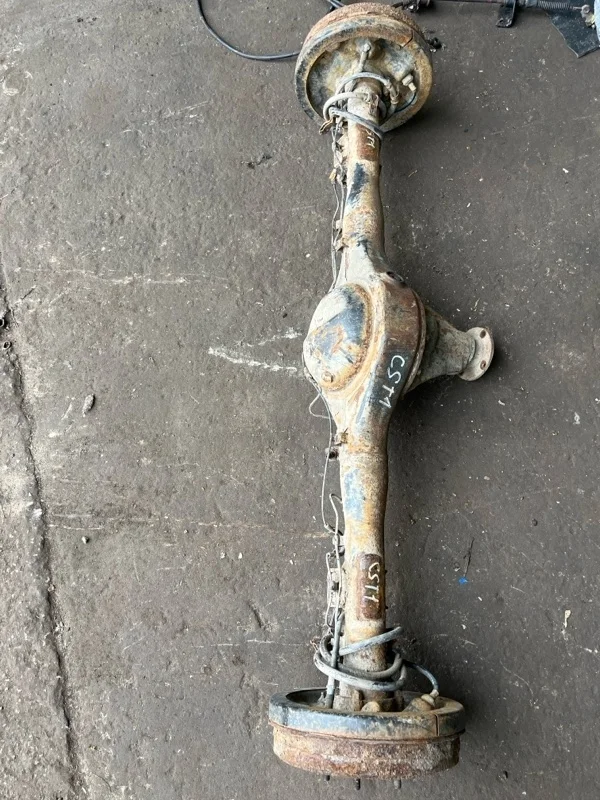 Мост задний Mitsubishi L200 (2006-2015) 2012 3711A175 2.5 D 4D56