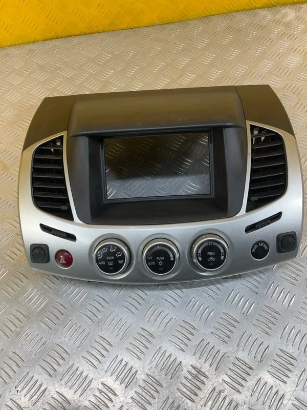 Блок управления печки/климат-контроля Mitsubishi L200 (2006-2015) 2012 7820A362 2.5 D 4D56