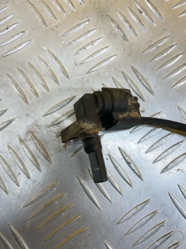 Датчик ABS передний левый Toyota Land Cruiser Prado 150 (2009-2023) 2014 8954360050 ВНЕДОРОЖНИК 3.0 D 1KDFTV