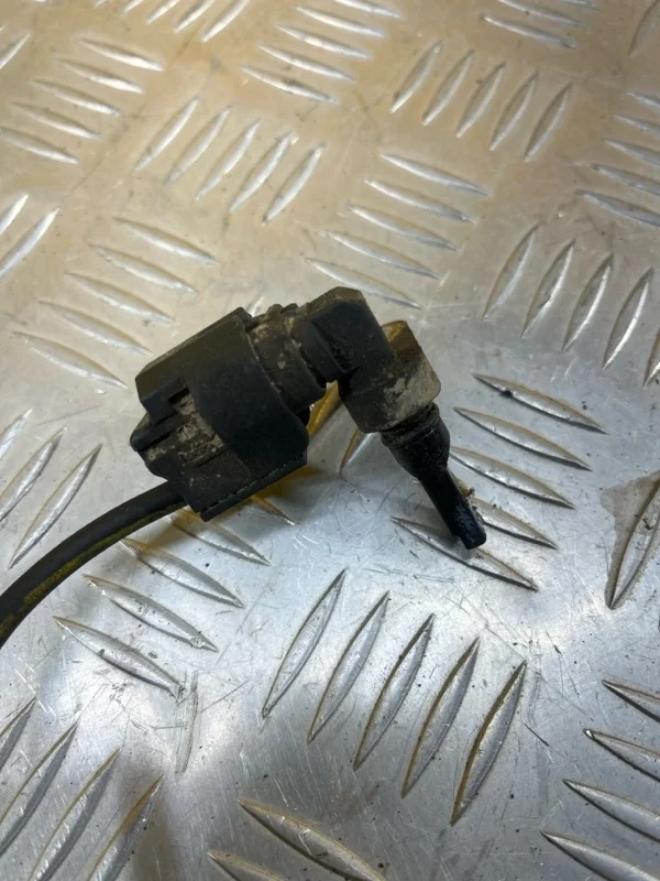 Датчик ABS передний правый Toyota Land Cruiser Prado 150 (2009-2023) 2014 8954260050 ВНЕДОРОЖНИК 3.0 D 1KDFTV