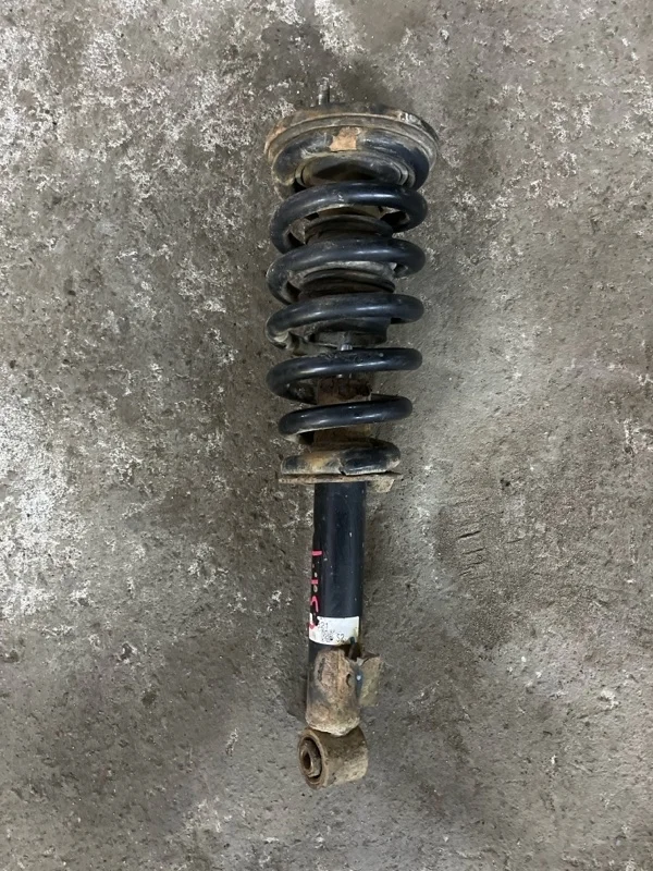 Амортизатор передний Mitsubishi L200 (2006-2015) 2012 MR992321 2.5 D 4D56