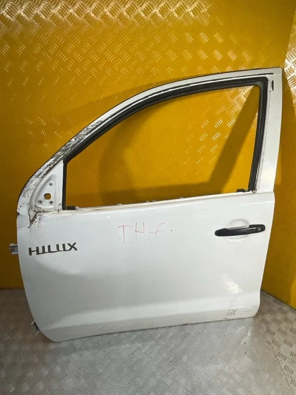 Дверь передняя левая Toyota Hilux (2005-2015) 2012 670020K010 ПИКАП 2.5 D 2KDFTV