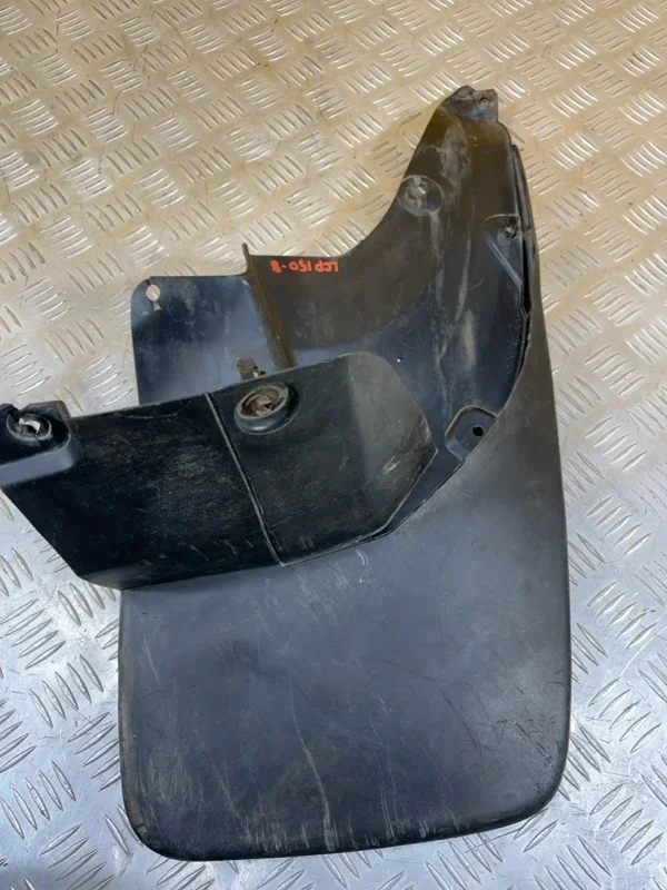 Брызговик задний правый Toyota Land Cruiser Prado 150 (2009-2023) 2014 7662560210 ВНЕДОРОЖНИК 3.0 D 1KDFTV