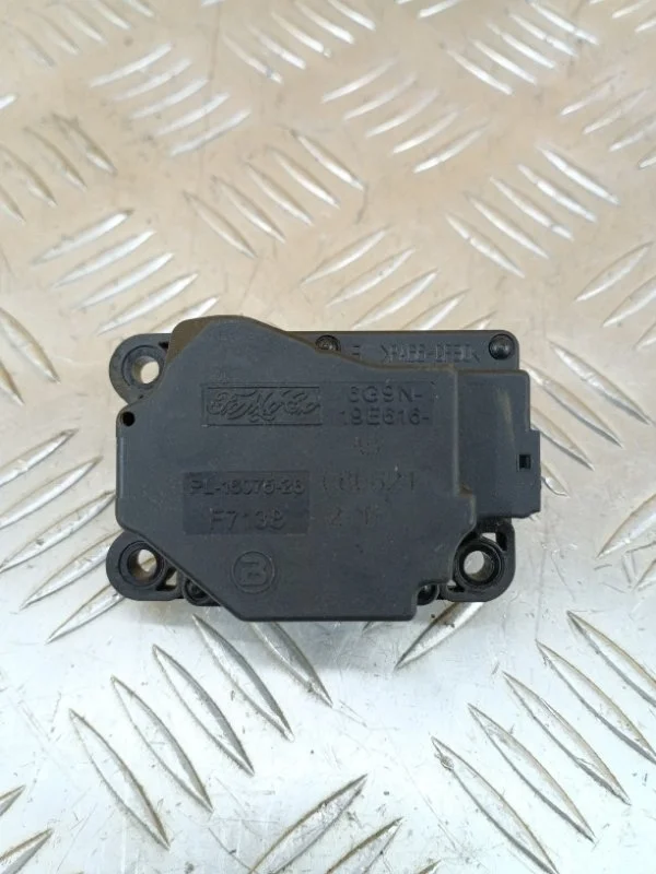 Моторчик заслонки печки Land Rover Freelander Ii (2006-2014) 2008 6G9N19E616 ПИКАП 2.2 D 224DT