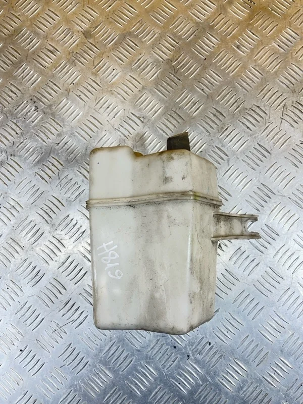 Бачок омывателя Toyota Rav 4 (Xa30) (2005-2014) 2006 8531542270 2.0 I 1AZFE