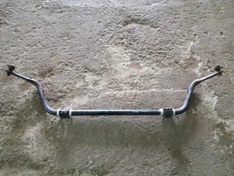 Стабилизатор подвески (поперечной устойчивости) передний Nissan Navara (D40) 2004-2015 2010 54611EB31C 2.5 D YD25DDTI