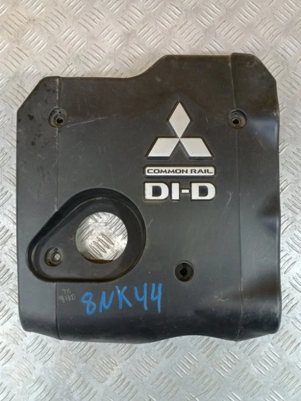 Декоративная крышка двигателя Mitsubishi L200 (2006-2015) 2006 MN171914 ПИКАП 2.5 D 4D56